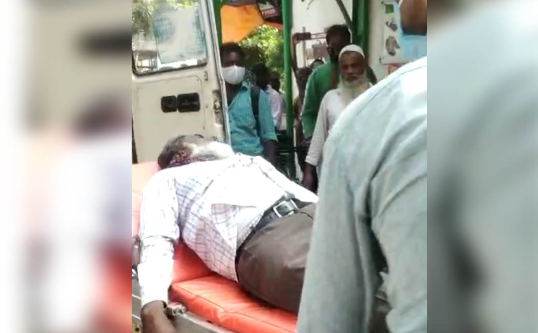 BJP- party-men looted- supermarket-Public in -fear