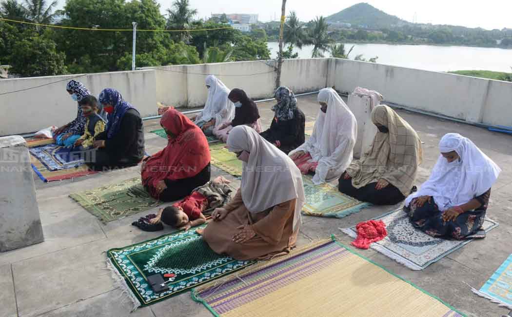 Corona spread; Islamists engaged in prayer at home