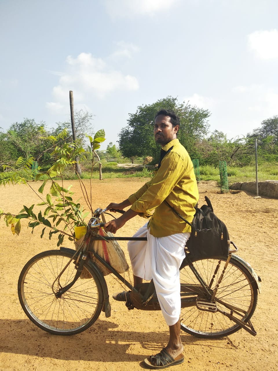 Bicycle tour of the government school teacher