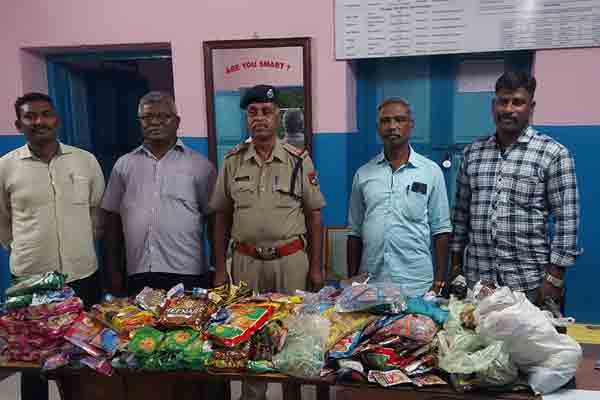 Gutka confiscated on train!