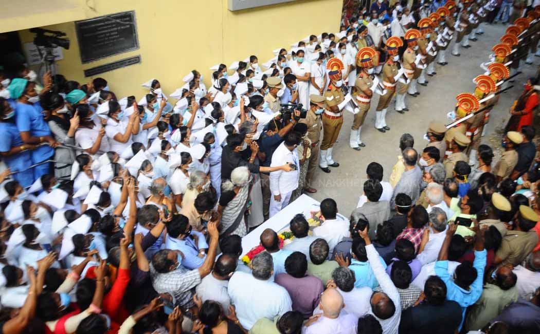 Mortal remains of Dr. Shanta was cremated in full state honor