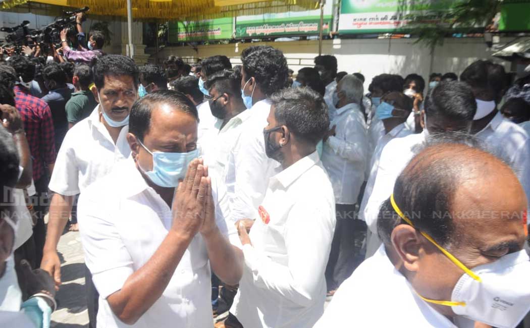 AIADMK MLAs meeting held at the head office