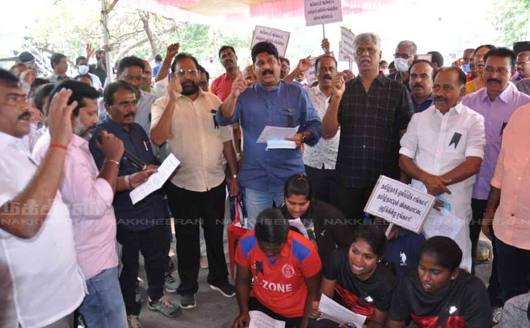 gautamasikamani staruuggle against taminadu olympic asssociation