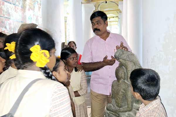 Paintings that have been preserved in the Sethupathy Palace for 350 years