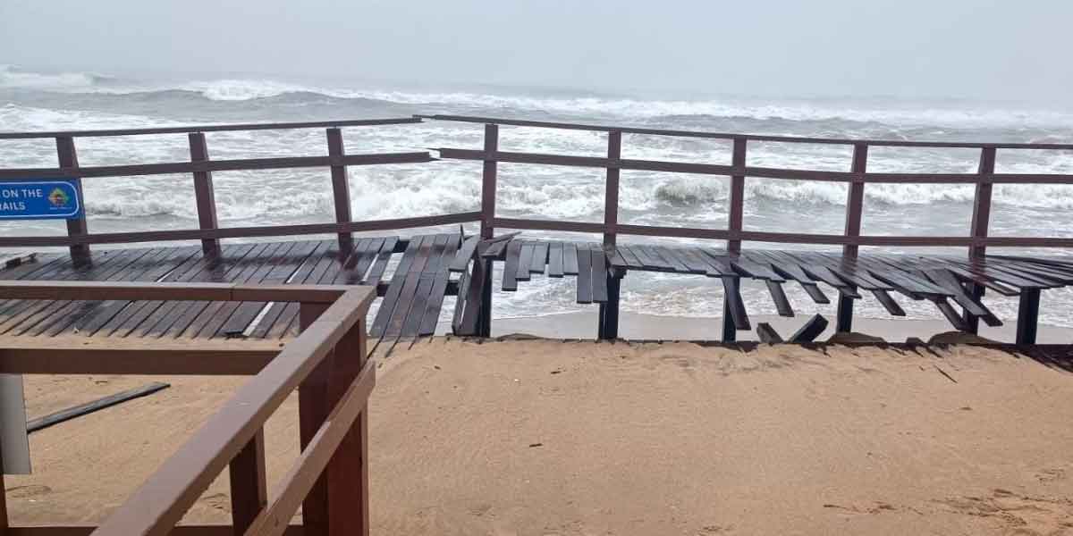 Sea rage at the marina; A platform for disabled persons with disabilities