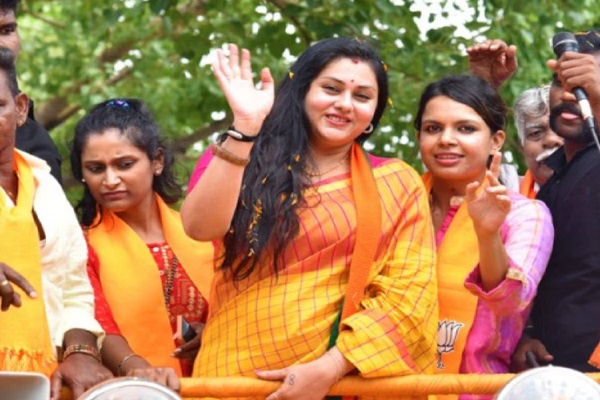 Namitha contest in the parliamentary elections?