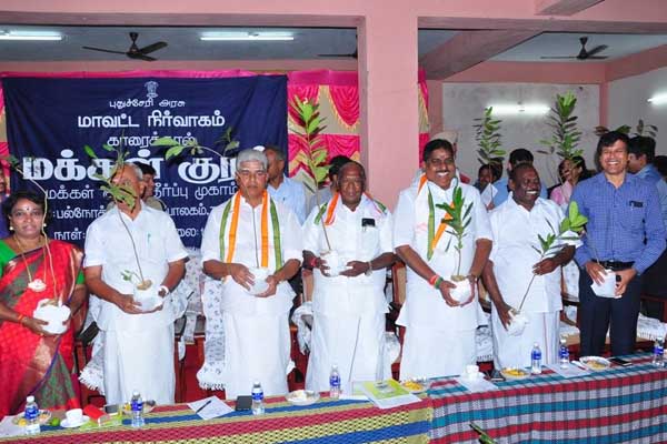 minister recommends to give tree samplings and books