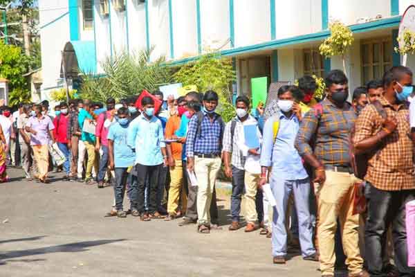 Six thousand people attended interview for eleven vacancy