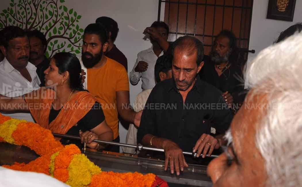 Actor Mylaswamy passes away; Celebrities Pay Tribute