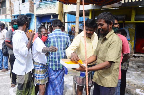 Tasmac store opens in Chennai