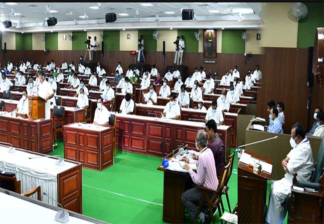 tamilnadu cm announced students all pass and govt employees