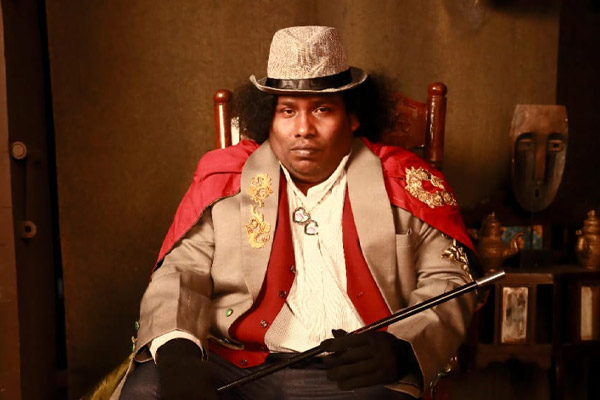 yogi babu in Jora Kaiya Thattunga movie review