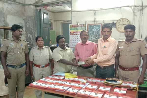 Money confiscated at the IJK administrator house