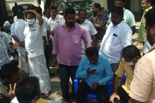 Trichy Truck union owners, wage workers conflict police