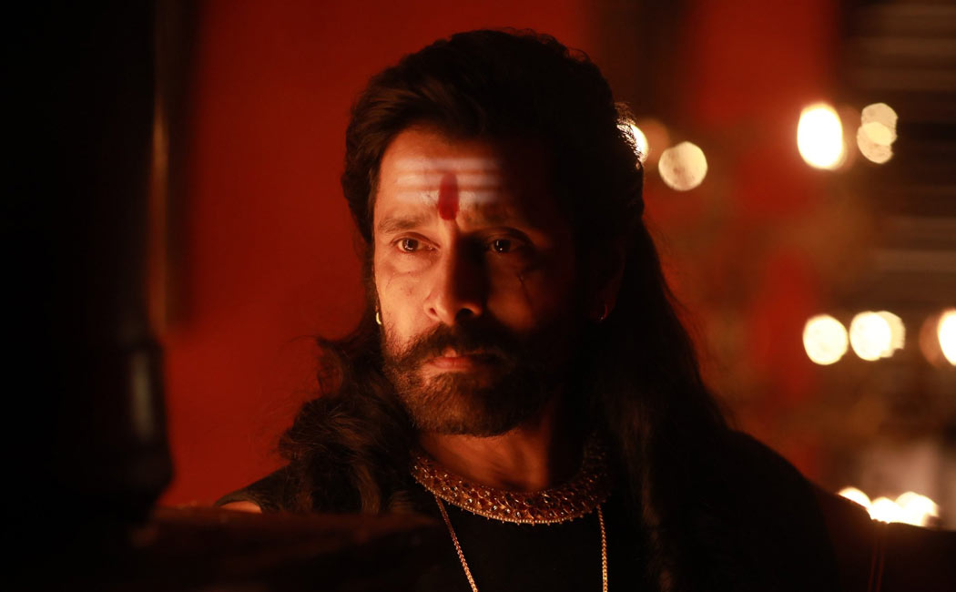 ponniyin selvan vikram replies to fans tweet