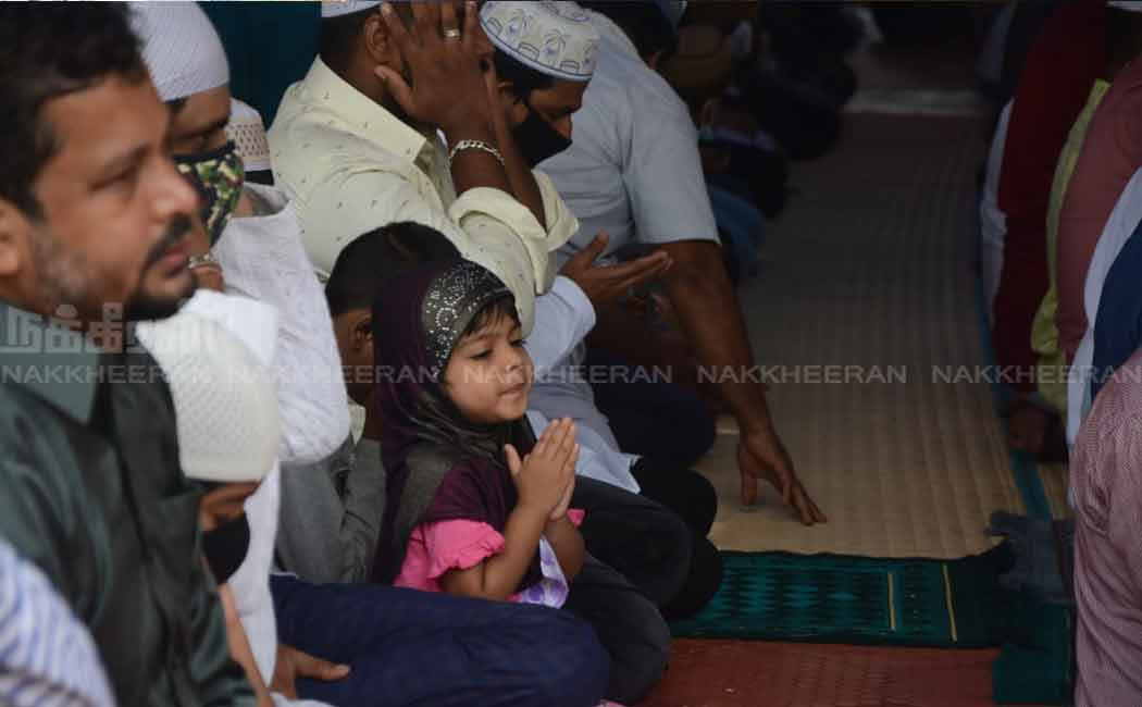 Islamists celebrate Bakreed with joy