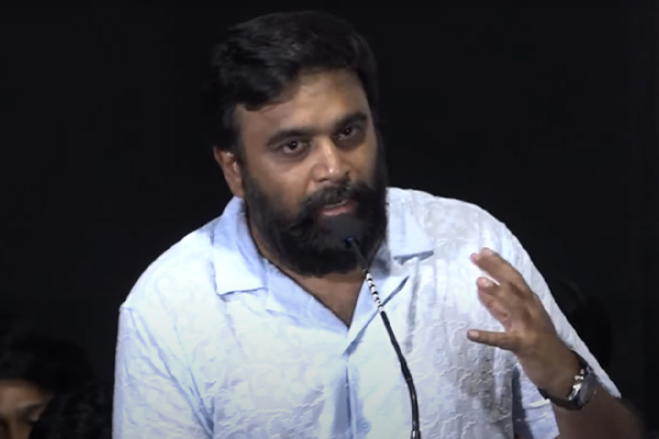 sasikumar speech at tourist family success meet