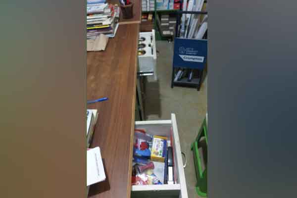 Serial theft in the next few stores ..!