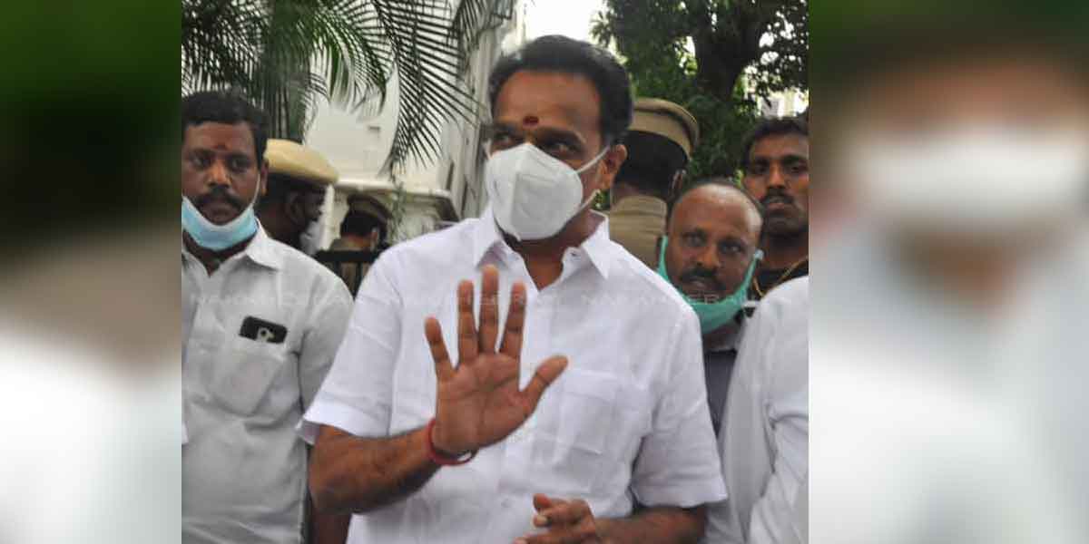 Former Minister Vijayabaskar about raid