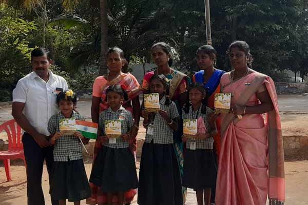 Thiruvannamalai Polur government school students book