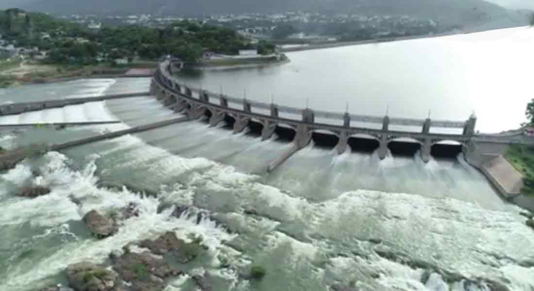 coming Water level drops to Mettur Dam