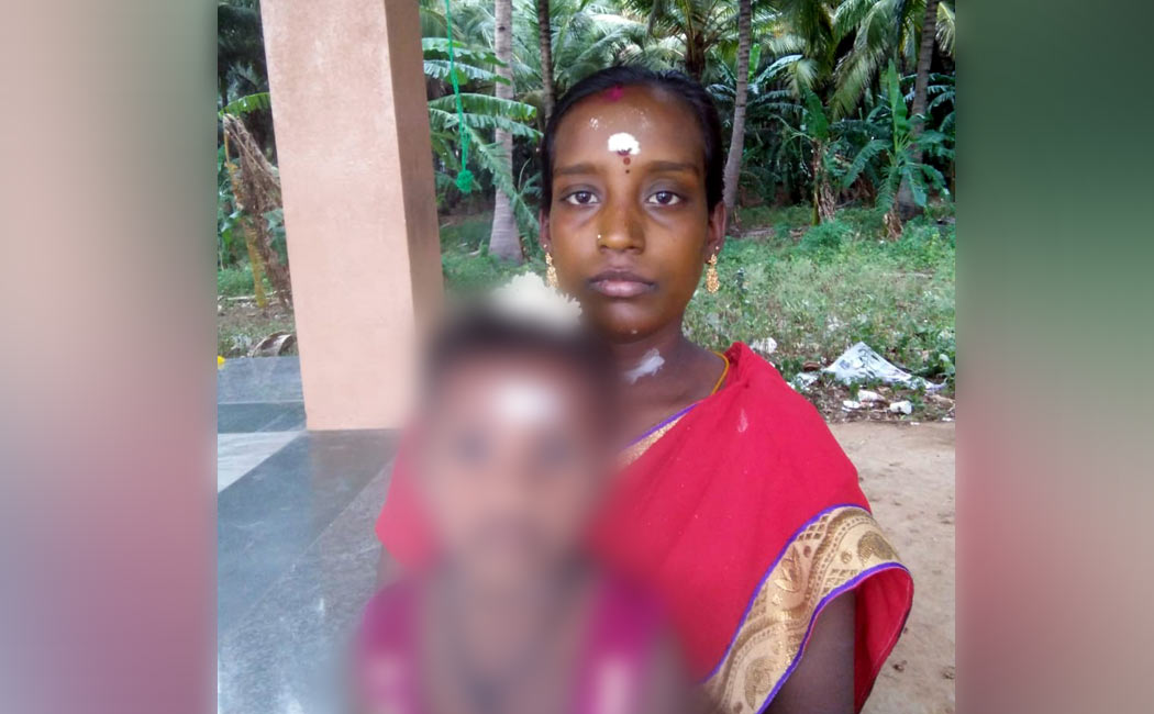 Mother lost their life by jumping into a well with her two daughters due to family problems