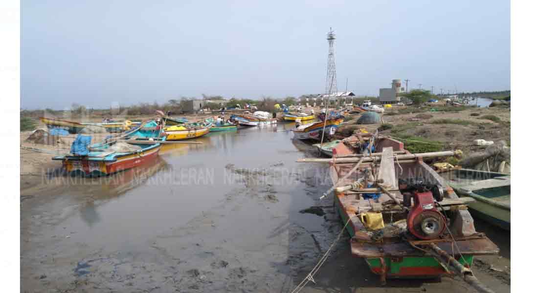 sea recedes in Half a kilometer in athirampattinam!