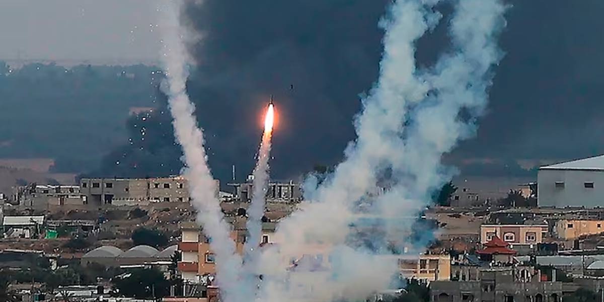 'Screaming Warning Alarm' - 'Army Warning to the People of Israel'
