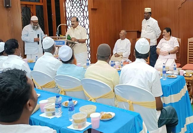 "2,500 flats for minorities" - Minister Chakrabarty speaks at Iftar dinner!