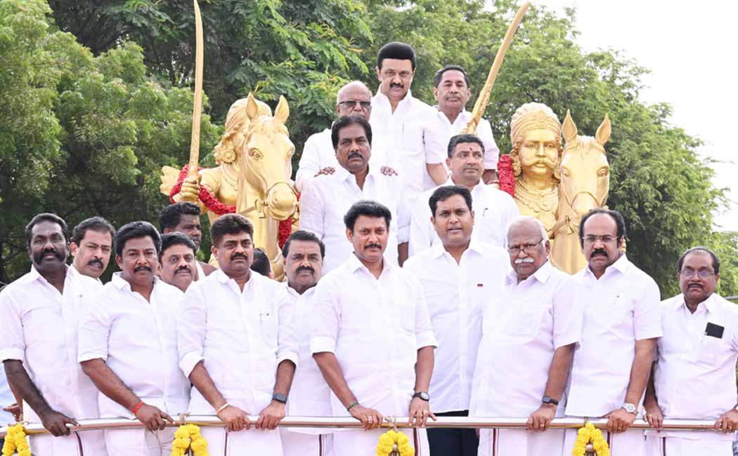 Chief Minister Honors at Muthuramalinga Devar Memorial