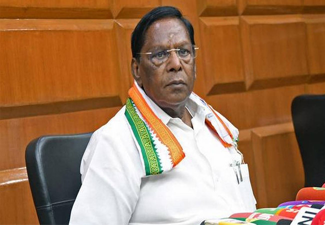 puducherry cm narayanasamy resign meet governor