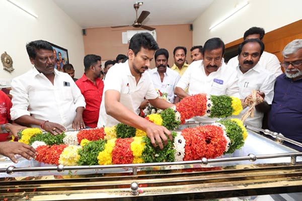 Dy CM Udhayanidhi Stalin pays tribute to poet Nandalala