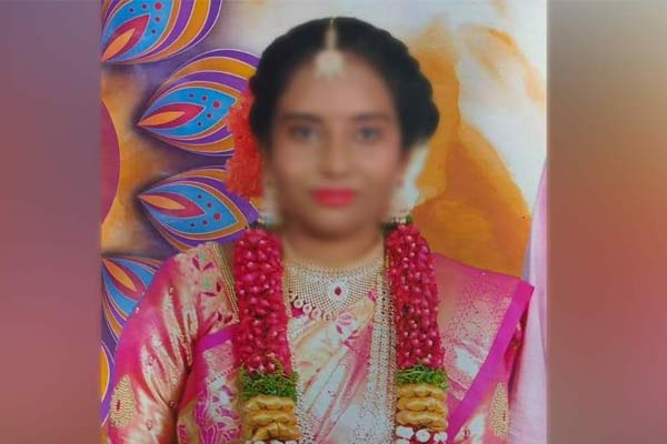 Young girl hanged lost their life after 6 months of marriage