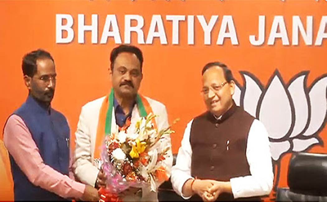 sameer dwivedi joins bjp