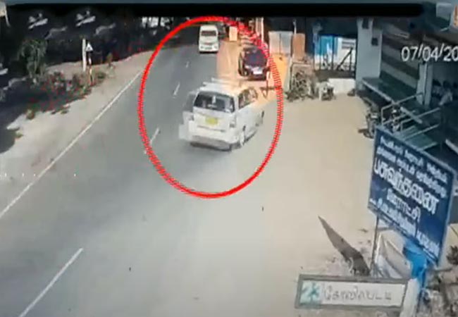 The car collided head-on with a speeding car!
