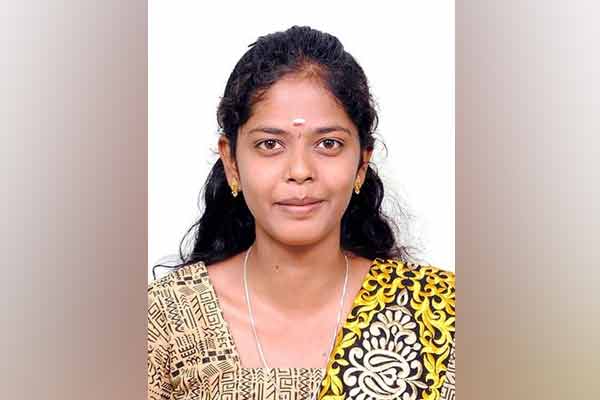 It should be considered a privilege to study about Veterinary says Oviya