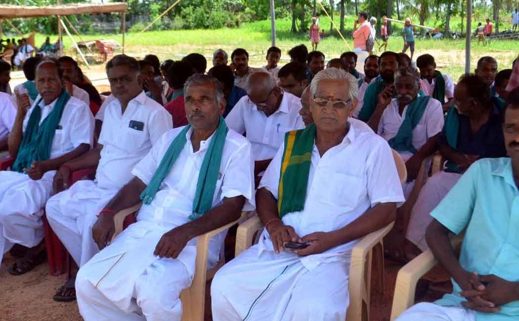 Erode farmers are on hunger struggle for the second day!
