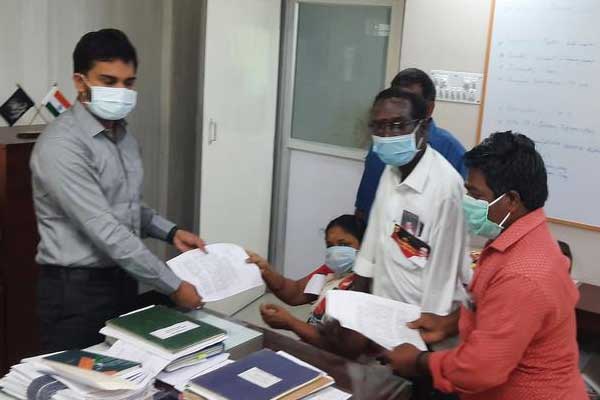 University staff request to take the petition to the Chief Minister ..!