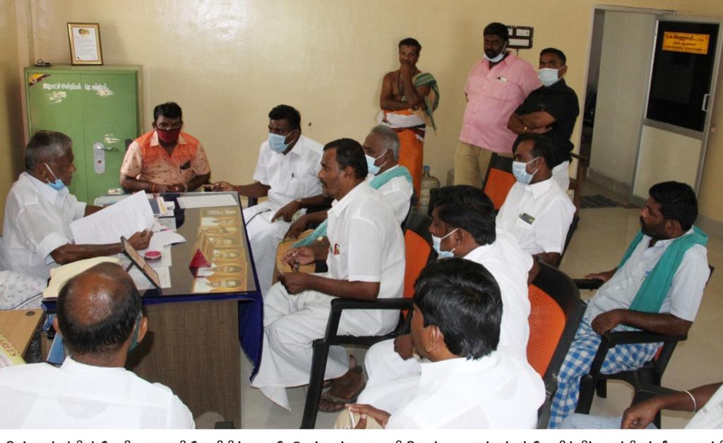 Temple staff selling cows through brokers for cows to donate to Ko?