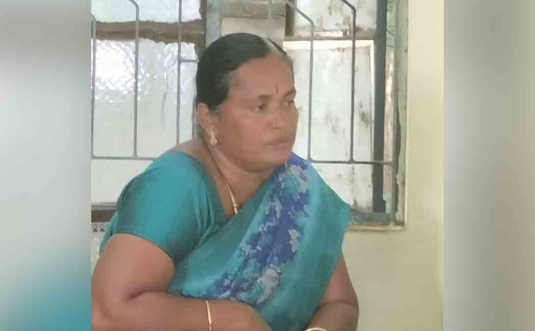 Regional operations manager caught while receiving bribe!