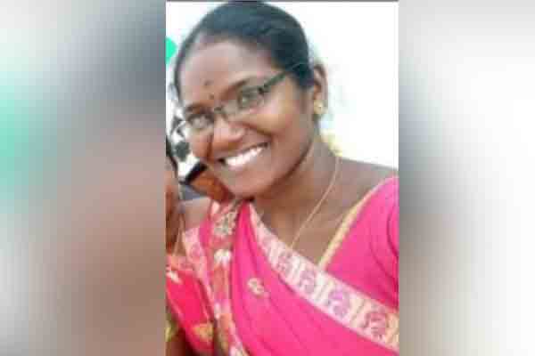 The affair of marrying a schoolboy; Teacher trapped by cell phone signal!