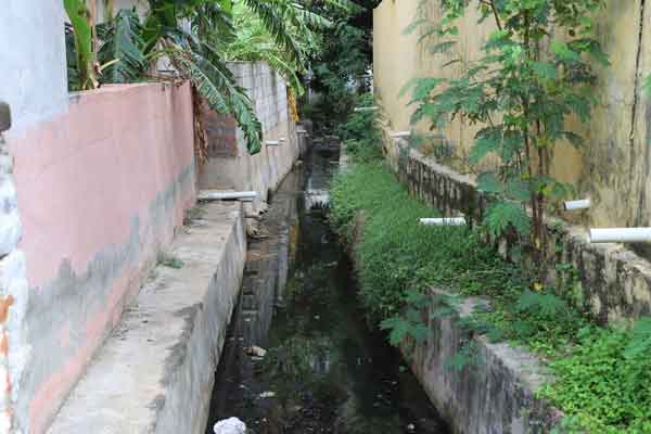 20 feet canal became 2 feet tragic story!