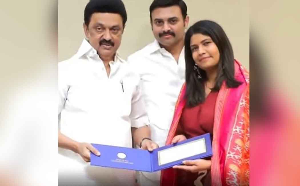One crore incentive for documentary director