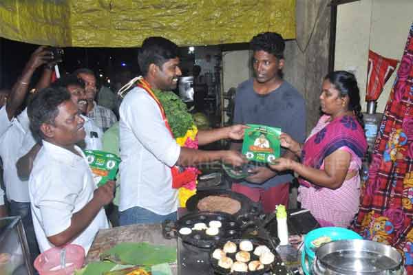 Naam Tamilar Party candidate is actively campaigning in South ChennaiNaam Tamilar Party candidate is actively campaigning in South Chennai