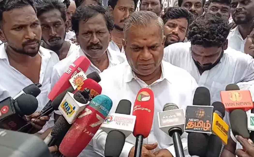 Pussy anand answer the question about vijay free home