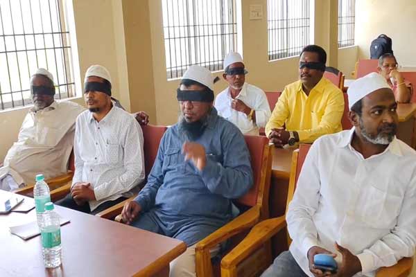 DMK and AIADMK councillors walked out of municipal meeting
