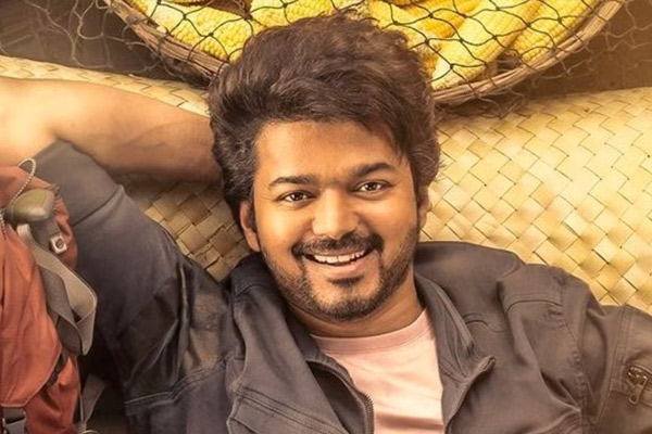 vijay watch prabhas salaar in theatre