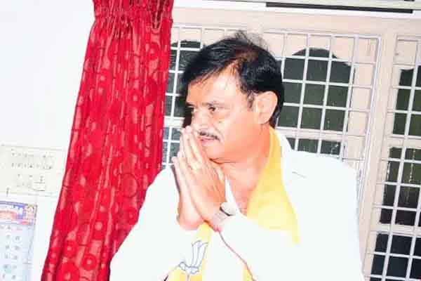 karnataka bjp horticulture minister munirathna hate speech police filed case