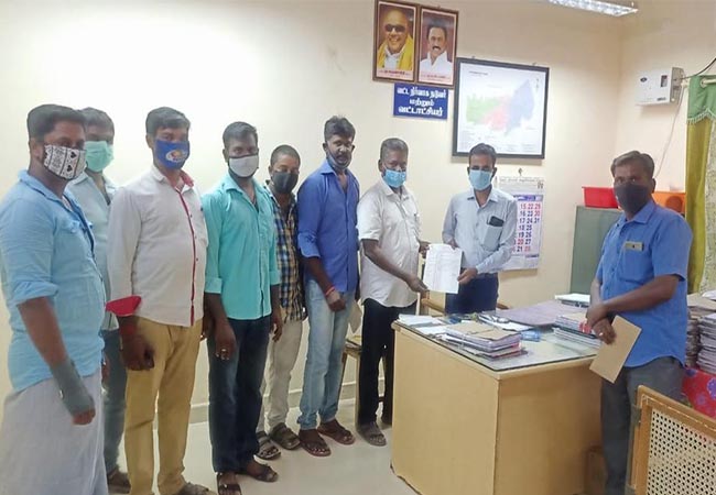 Annamalai University day laborers petition to the Governor seeking permanent employment!