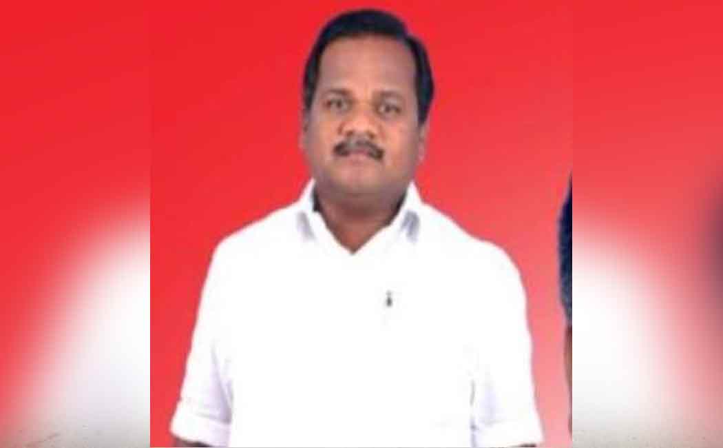Party members who raise suspicions against the police inspector